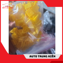 Chốt Nhựa Ốp Cốp Hyundai Chính Hãng – Phụ Kiện Ô Tô Chất Lượng Cao